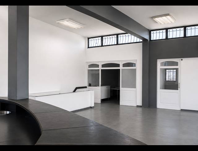 180M² BUILDING TO LET IN WOODSTOCK